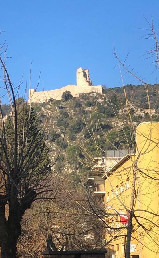 A Casa Di Tina Apartment Cassino Bagian luar foto