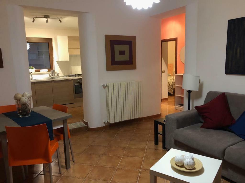 A Casa Di Tina Apartment Cassino Bagian luar foto